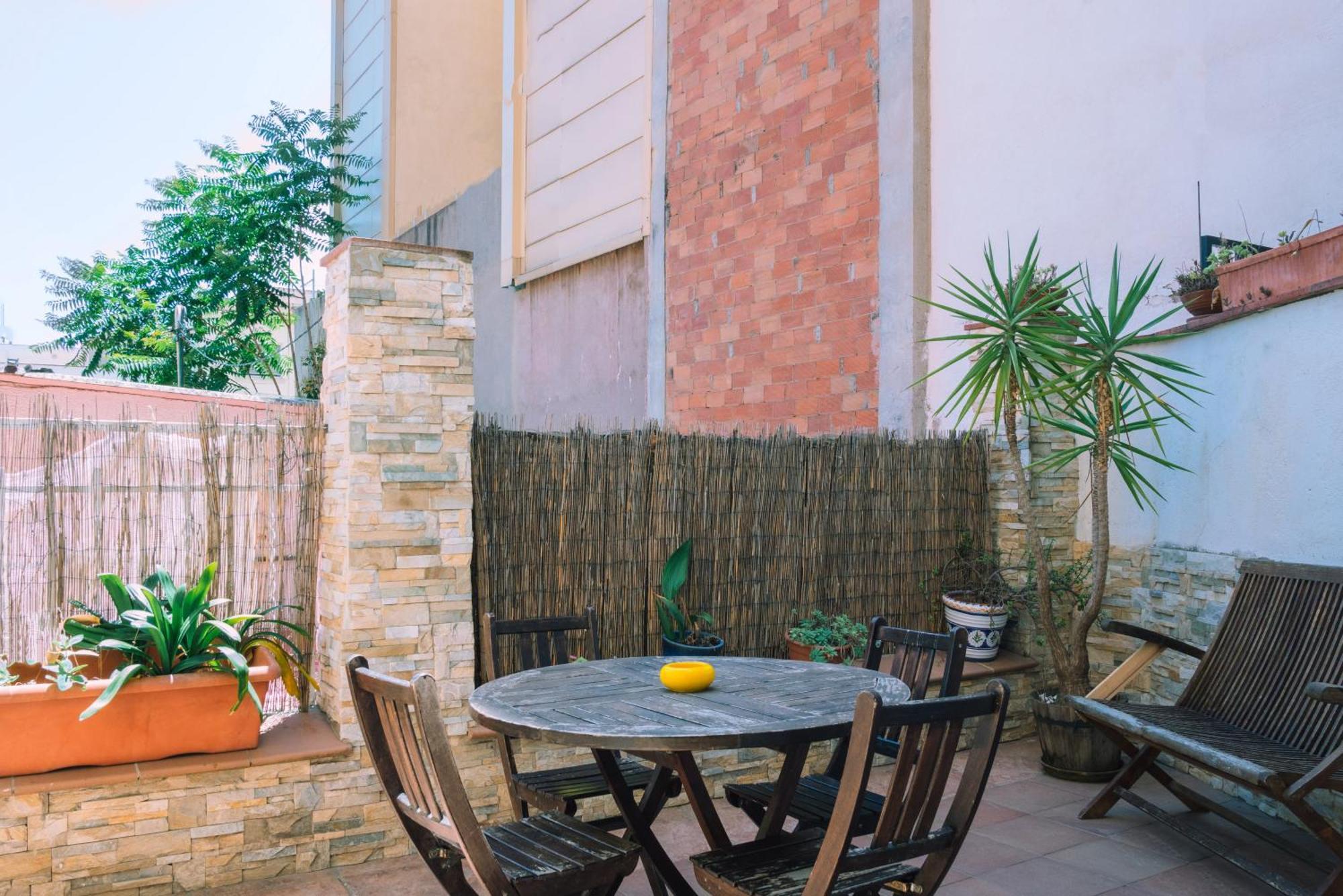 Cozy Place Next To Park Gueell Barcelona Exterior photo